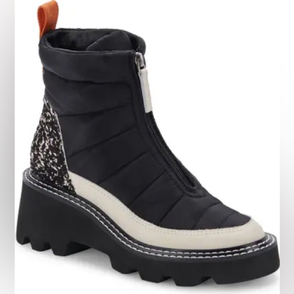 Snow Boots